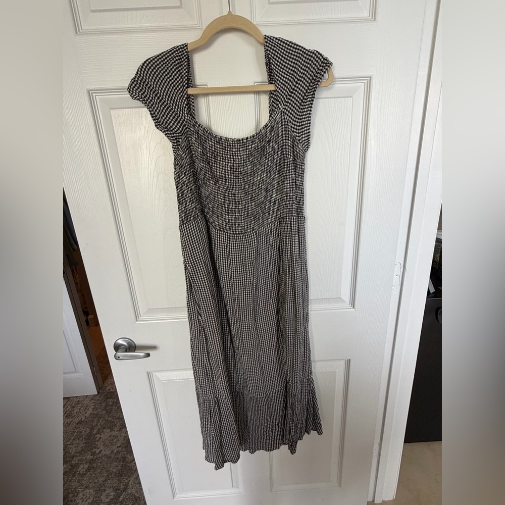 Women's Black and White Check Cap-Sleeve Dress